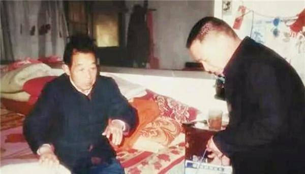 鼠王邱满囤：一次灭鼠35万只重达80吨被